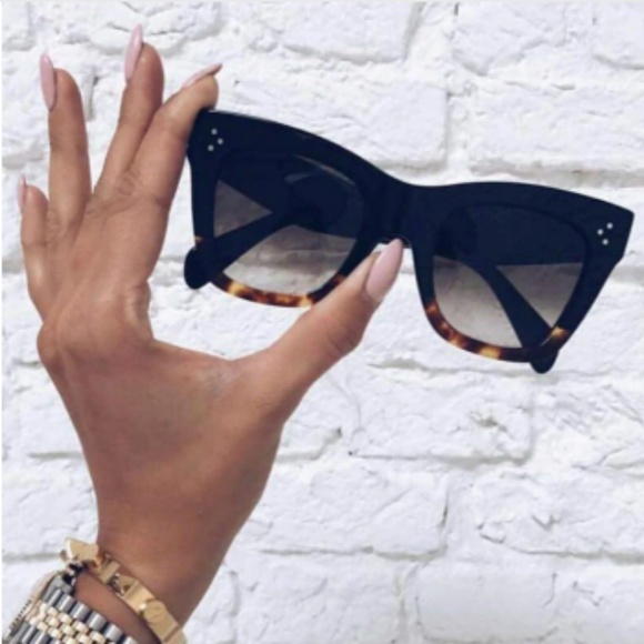 Vintage Inspired Luxe Black Leopard Sunglasses - Picture 3 of 8